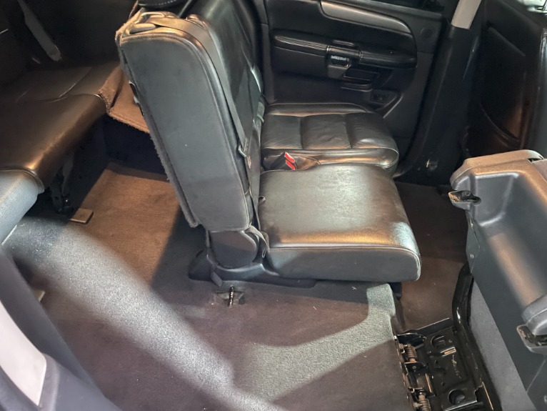 Used-2009-Nissan-Armada-SE-4X4