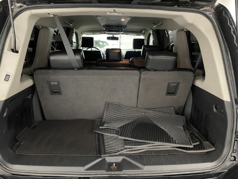 Used-2009-Nissan-Armada-SE-4X4