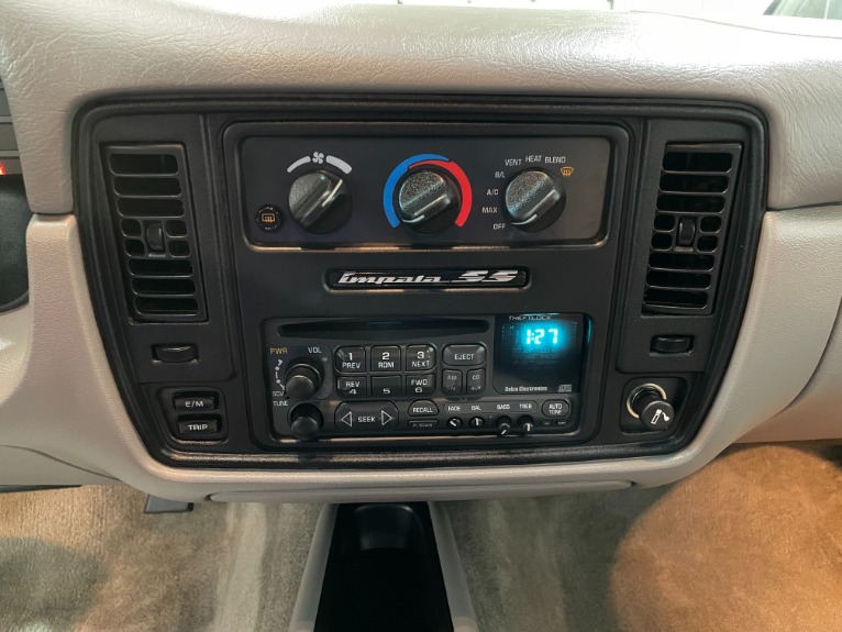 Used-1995-Chevrolet-Impala-SS-RWD