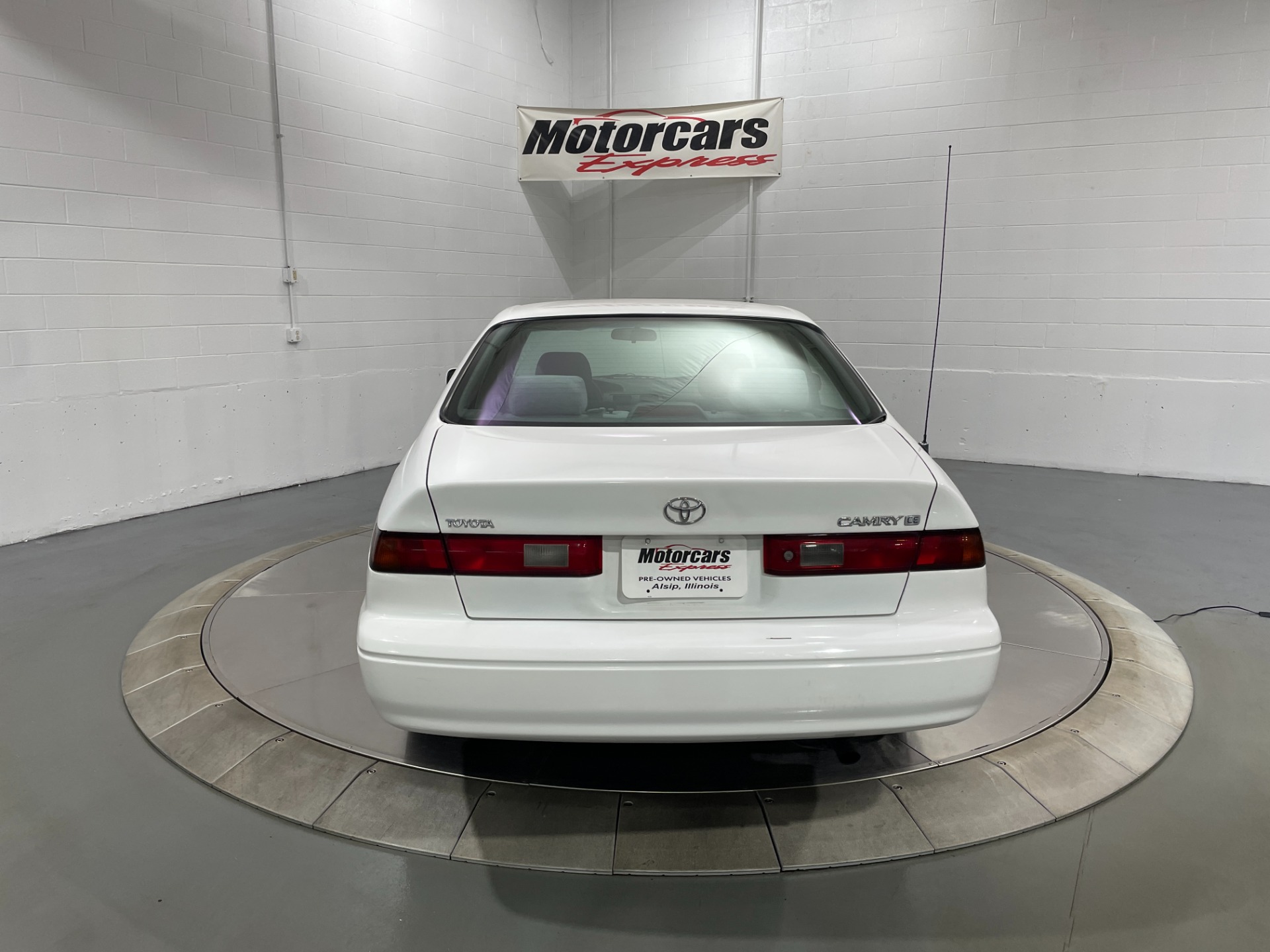 Used-1998-Toyota-Camry-CE-FWD