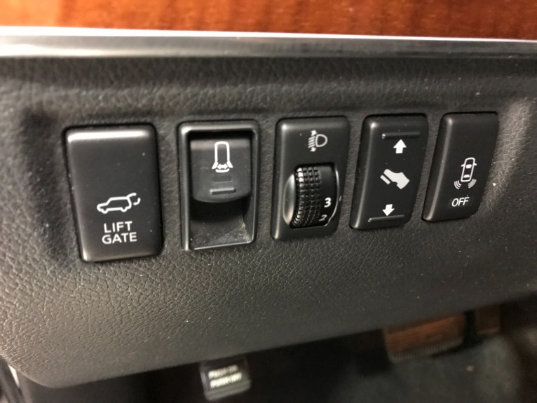 Used-2010-INFINITI-QX56