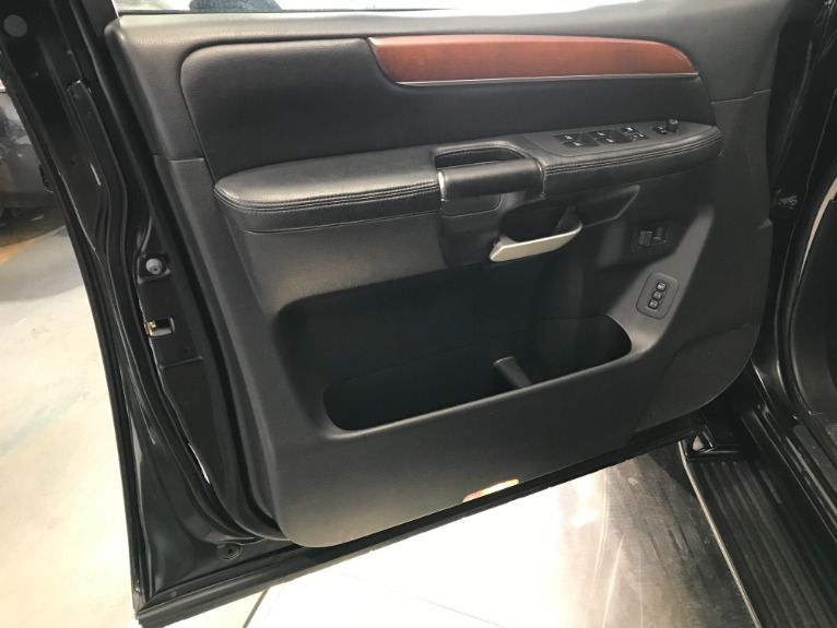 Used-2010-INFINITI-QX56