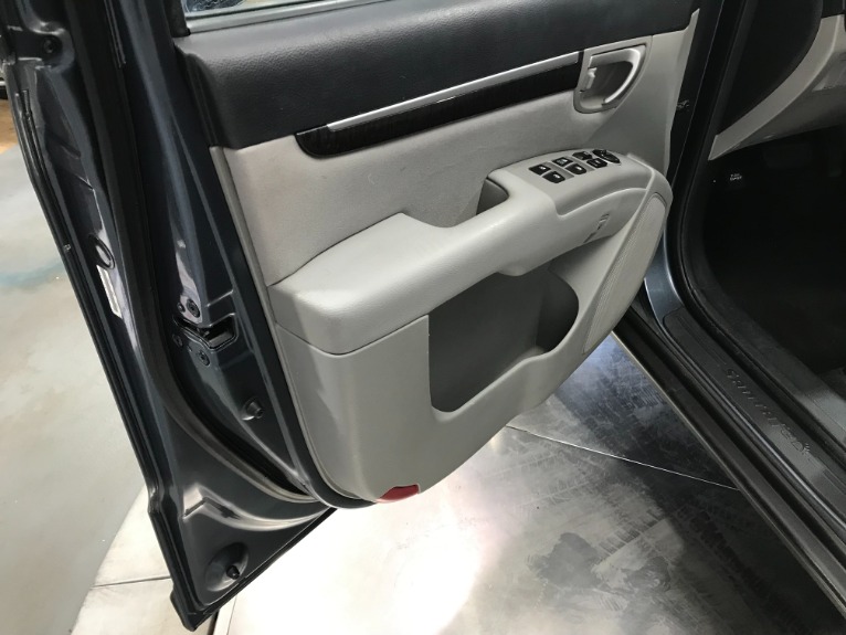 Used-2009-Hyundai-SANTA-FE-GLS