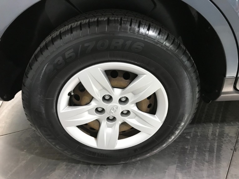 Used-2009-Hyundai-SANTA-FE-GLS