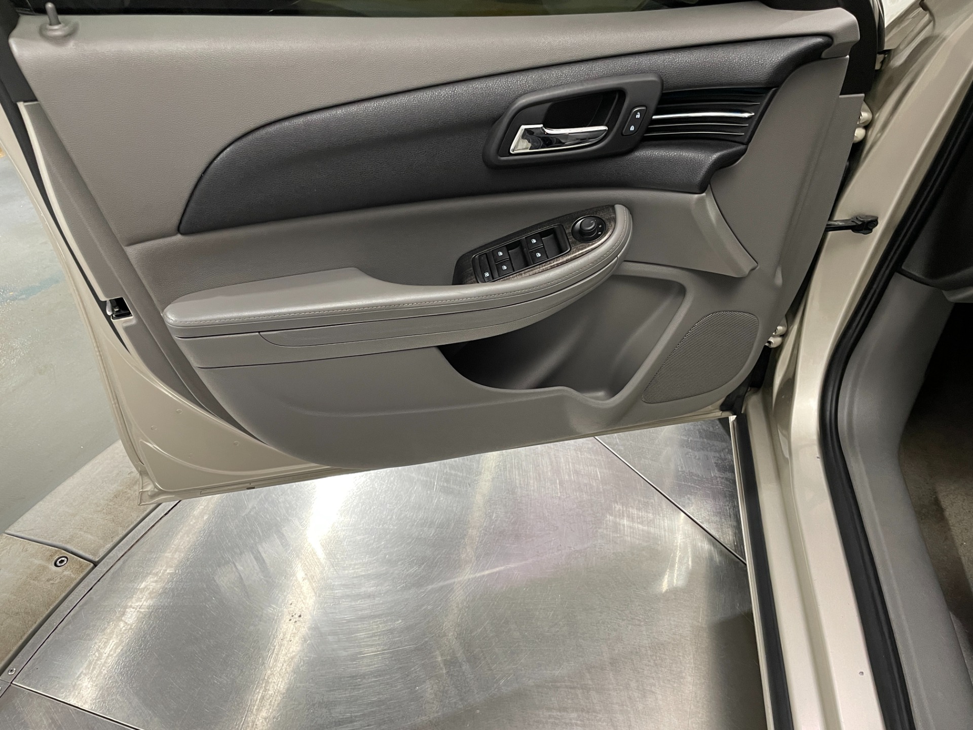 Used-2015-Chevrolet-Malibu-LT-FWD