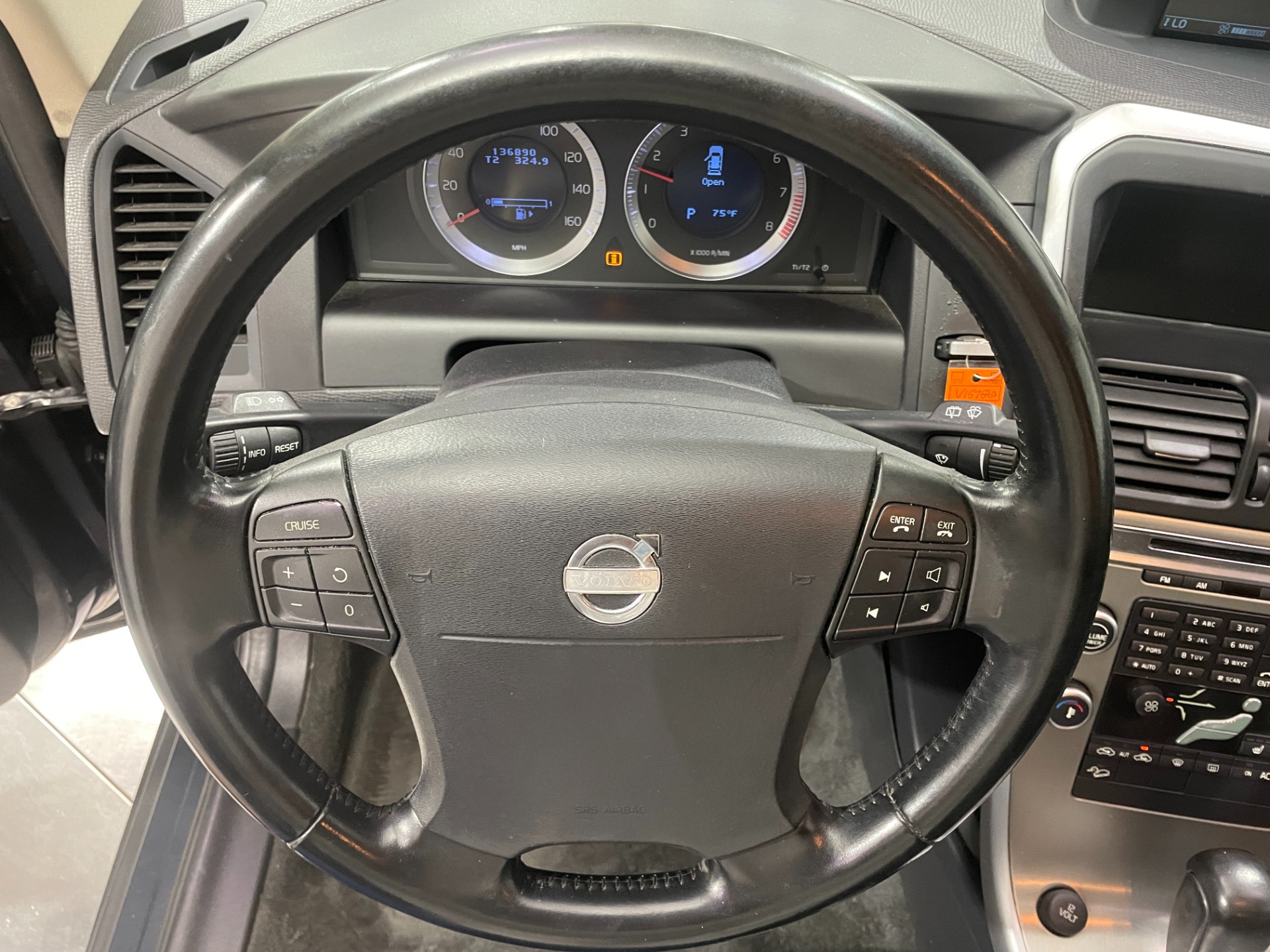 Used-2010-Volvo-XC60-T6-AWD