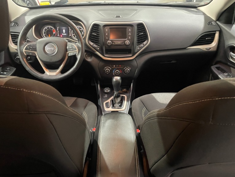 Used-2016-Jeep-Cherokee-Sport-4X4