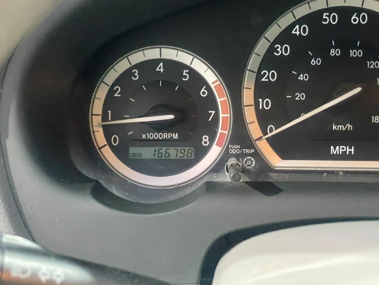 Used-2005-Toyota-Sienna-LE-7-Passenger-FWD