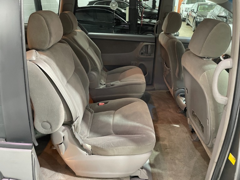 Used-2005-Toyota-Sienna-LE-7-Passenger-FWD