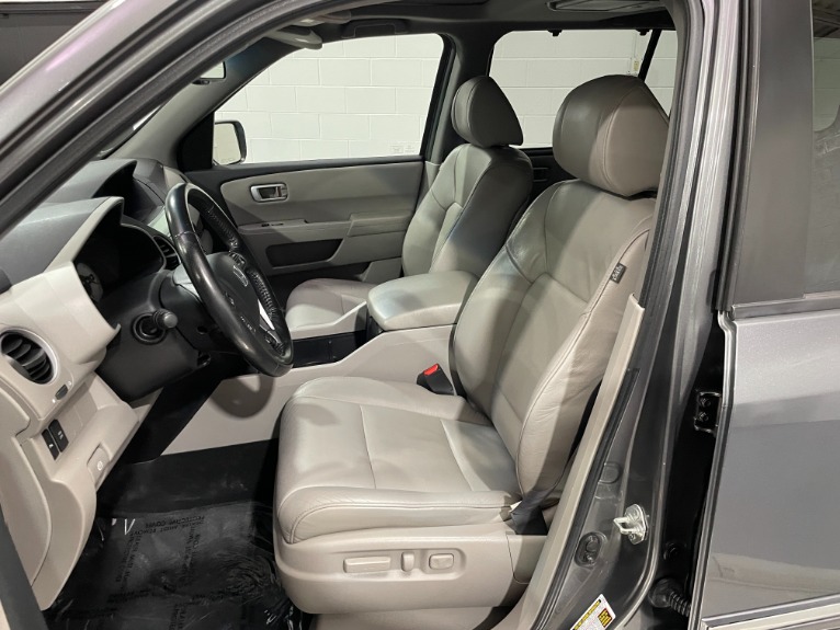 Used-2011-Honda-Pilot-Touring-4X4