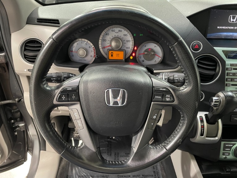 Used-2011-Honda-Pilot-Touring-4X4