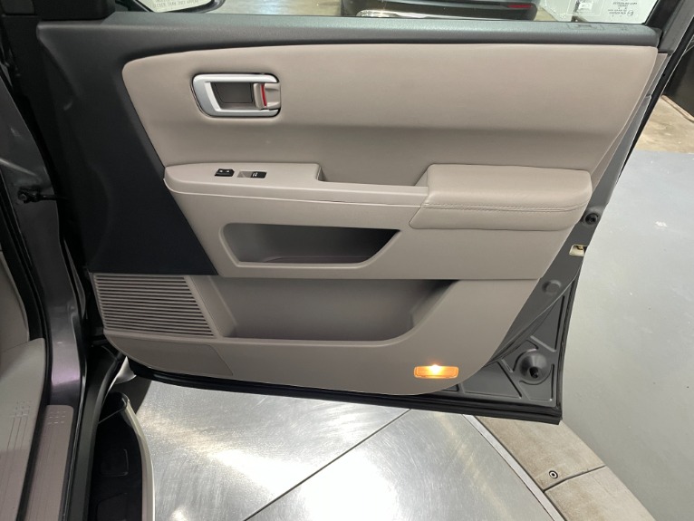 Used-2011-Honda-Pilot-Touring-4X4