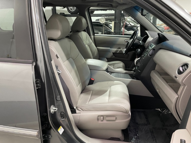 Used-2011-Honda-Pilot-Touring-4X4