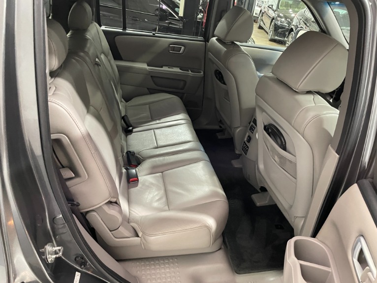 Used-2011-Honda-Pilot-Touring-4X4