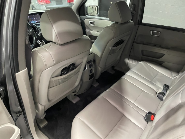 Used-2011-Honda-Pilot-Touring-4X4