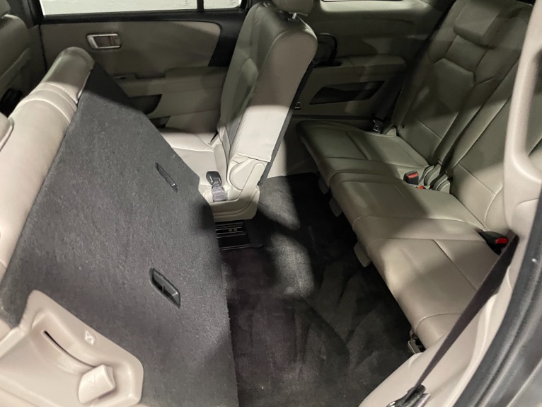 Used-2011-Honda-Pilot-Touring-4X4