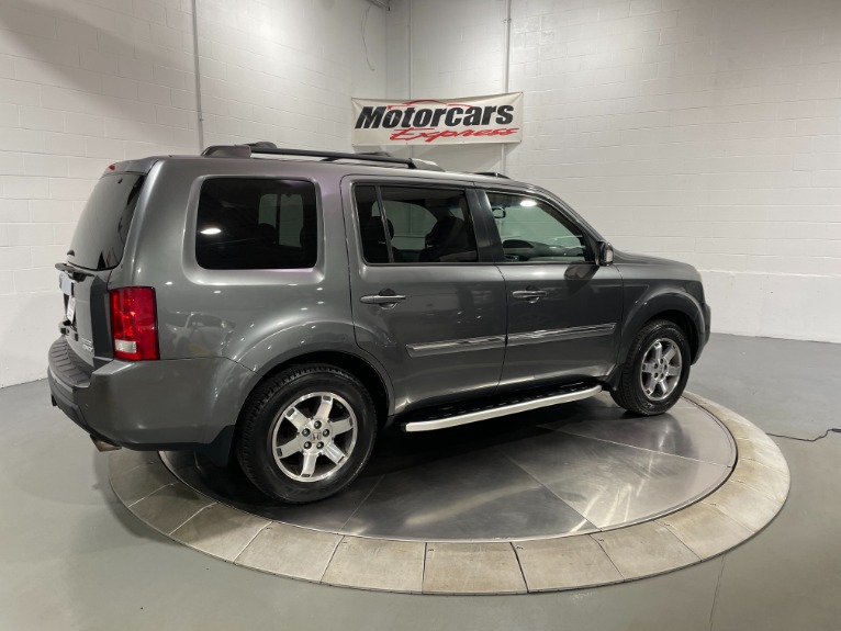 Used-2011-Honda-Pilot-Touring-4X4