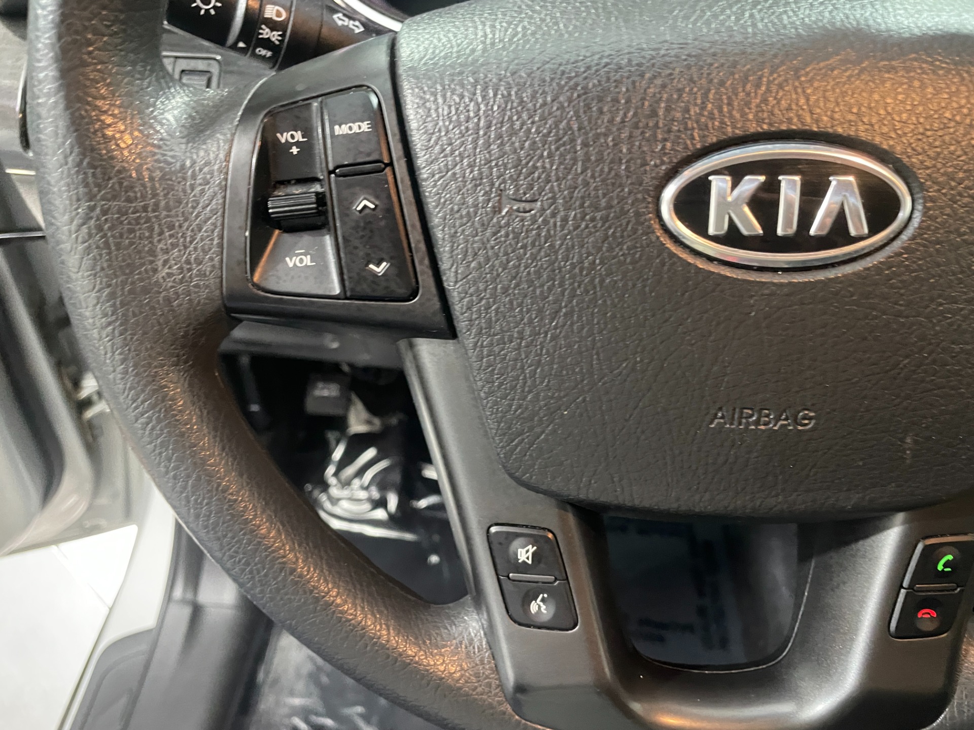 Used-2013-Kia-Sorento-LX-FWD