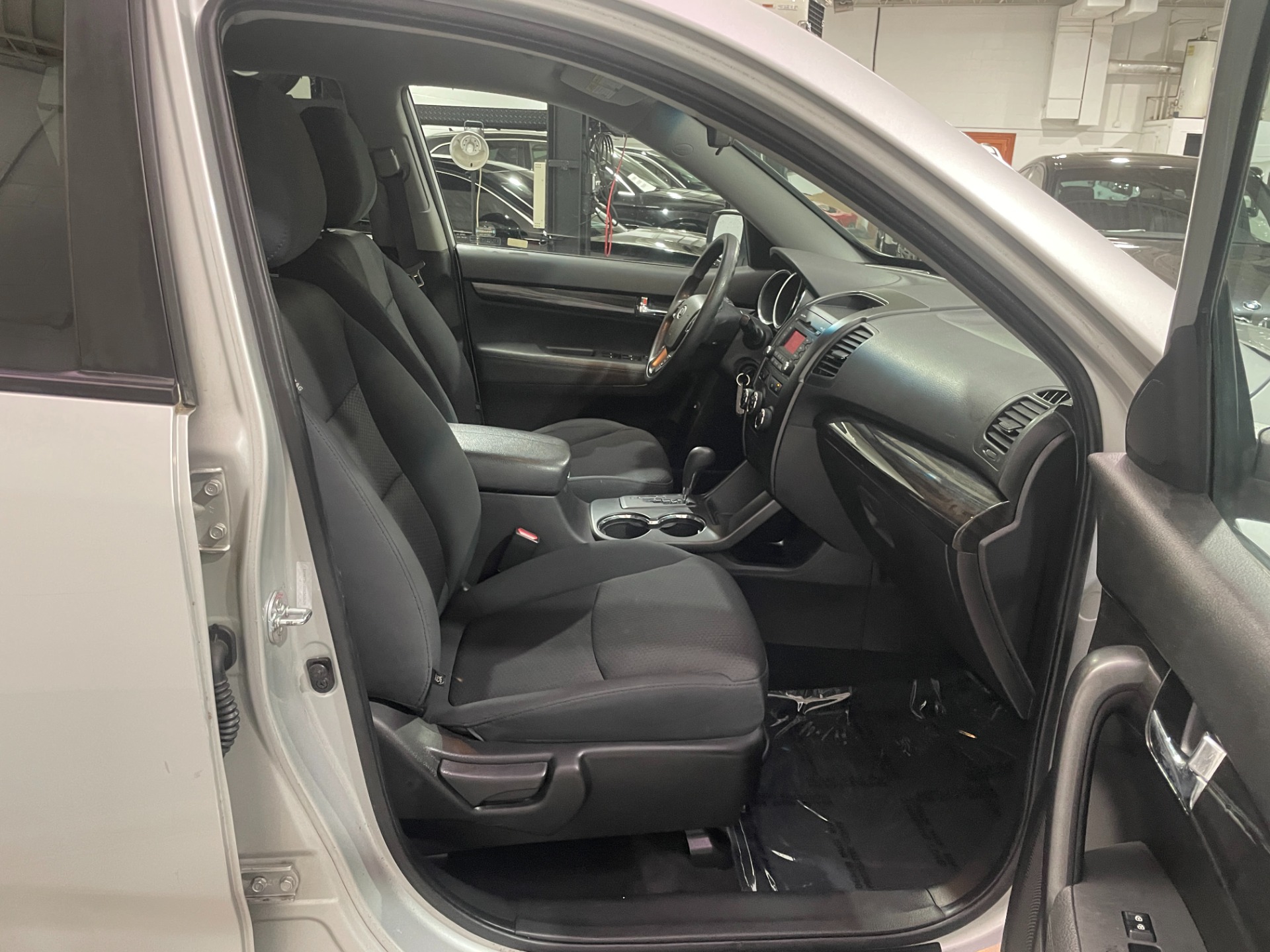 Used-2013-Kia-Sorento-LX-FWD