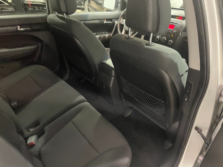 Used-2013-Kia-Sorento-LX-FWD