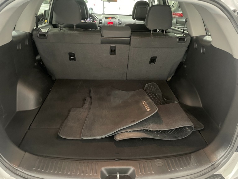 Used-2013-Kia-Sorento-LX-FWD