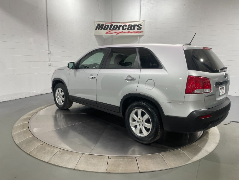 Used-2013-Kia-Sorento-LX-FWD