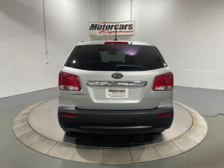 Used-2013-Kia-Sorento-LX-FWD