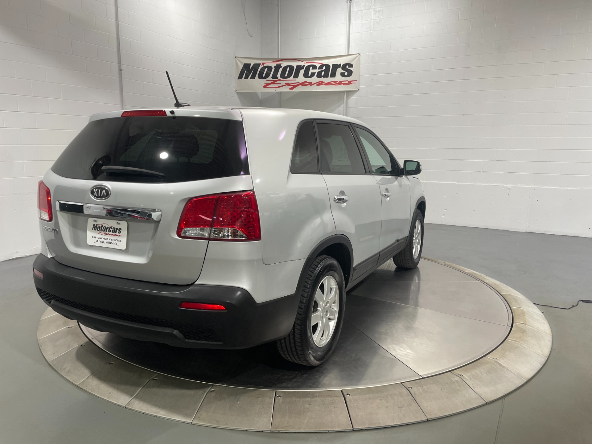 Used-2013-Kia-Sorento-LX-FWD