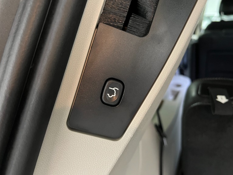 Used-2016-Chrysler-Town-and-Country-Touring-FWD