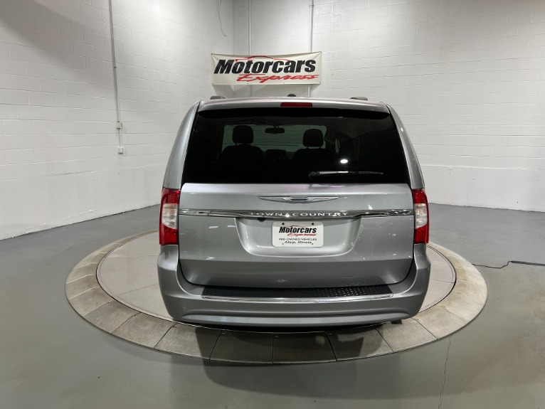 Used-2016-Chrysler-Town-and-Country-Touring-FWD