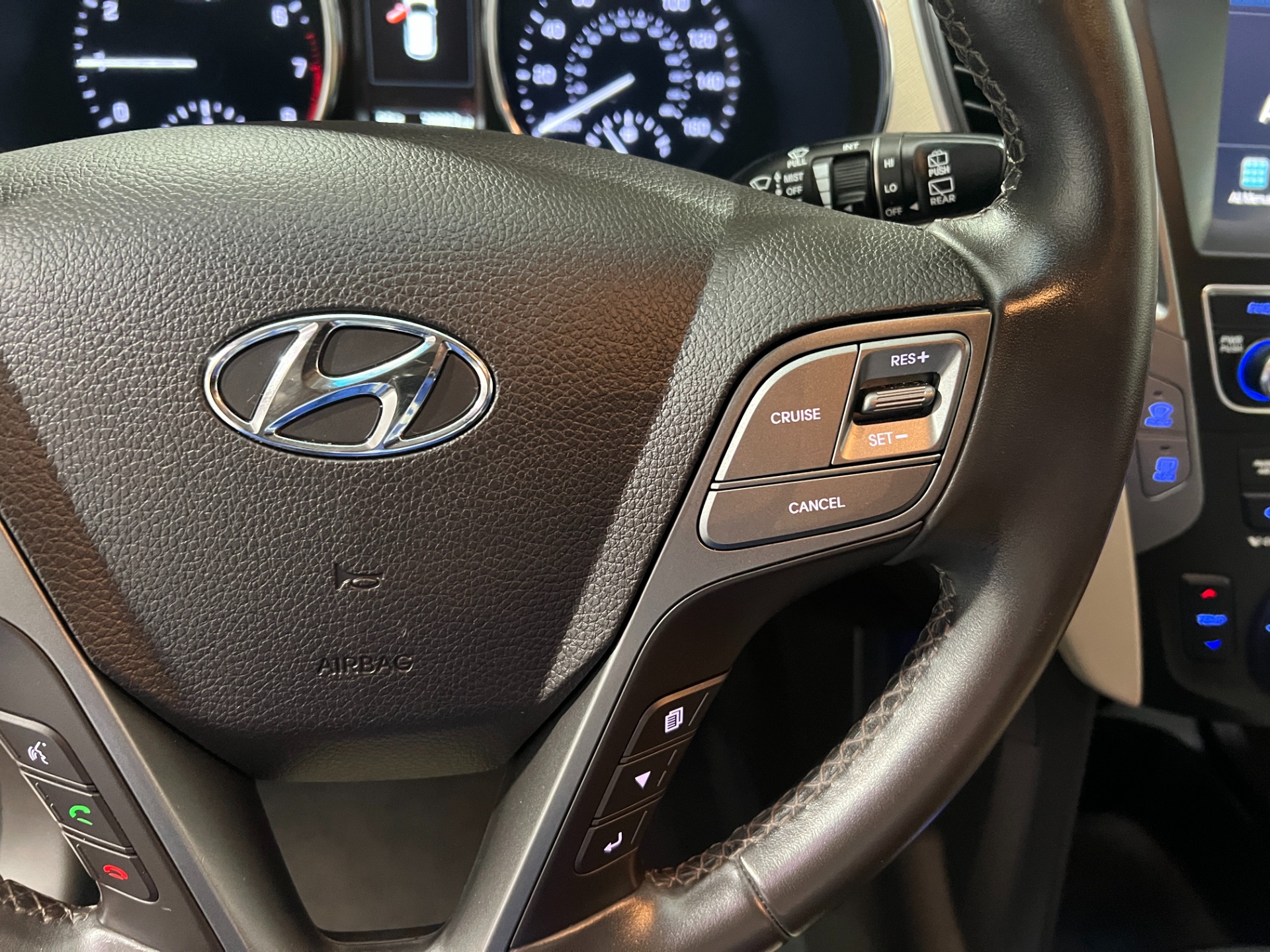 Used-2017-Hyundai-SANTA-FE-Sport-24L-AWD