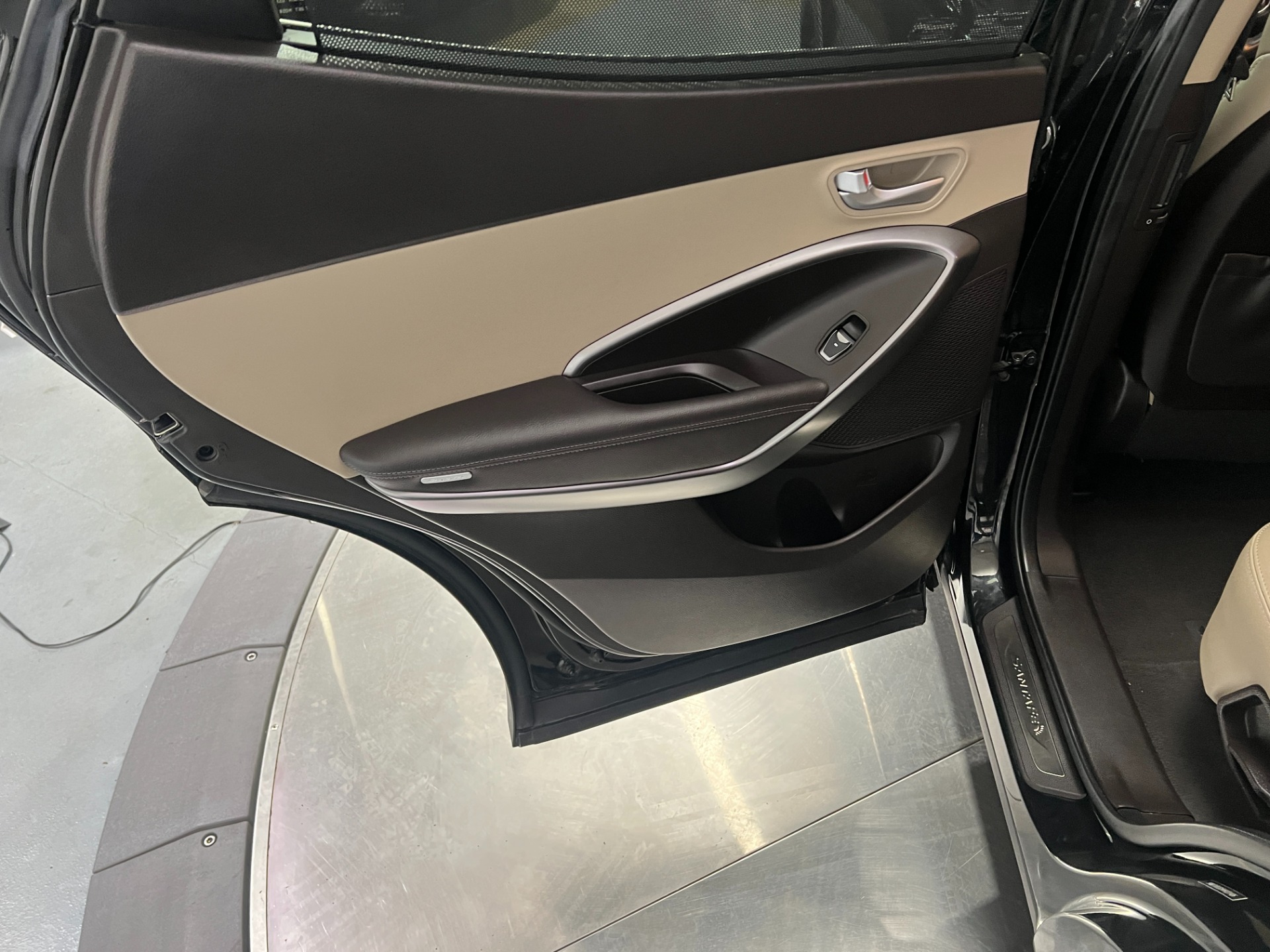 Used-2017-Hyundai-SANTA-FE-Sport-24L-AWD