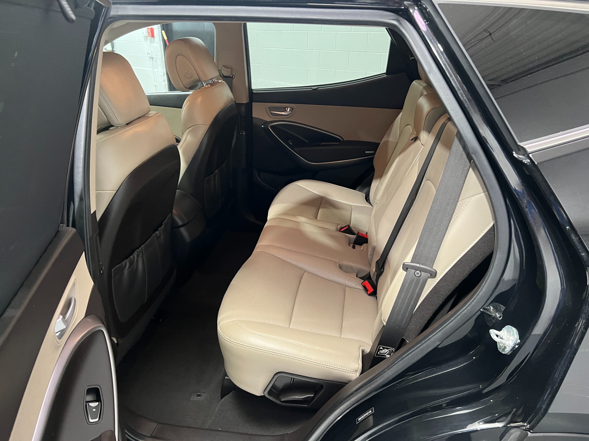 Used-2017-Hyundai-SANTA-FE-Sport-24L-AWD
