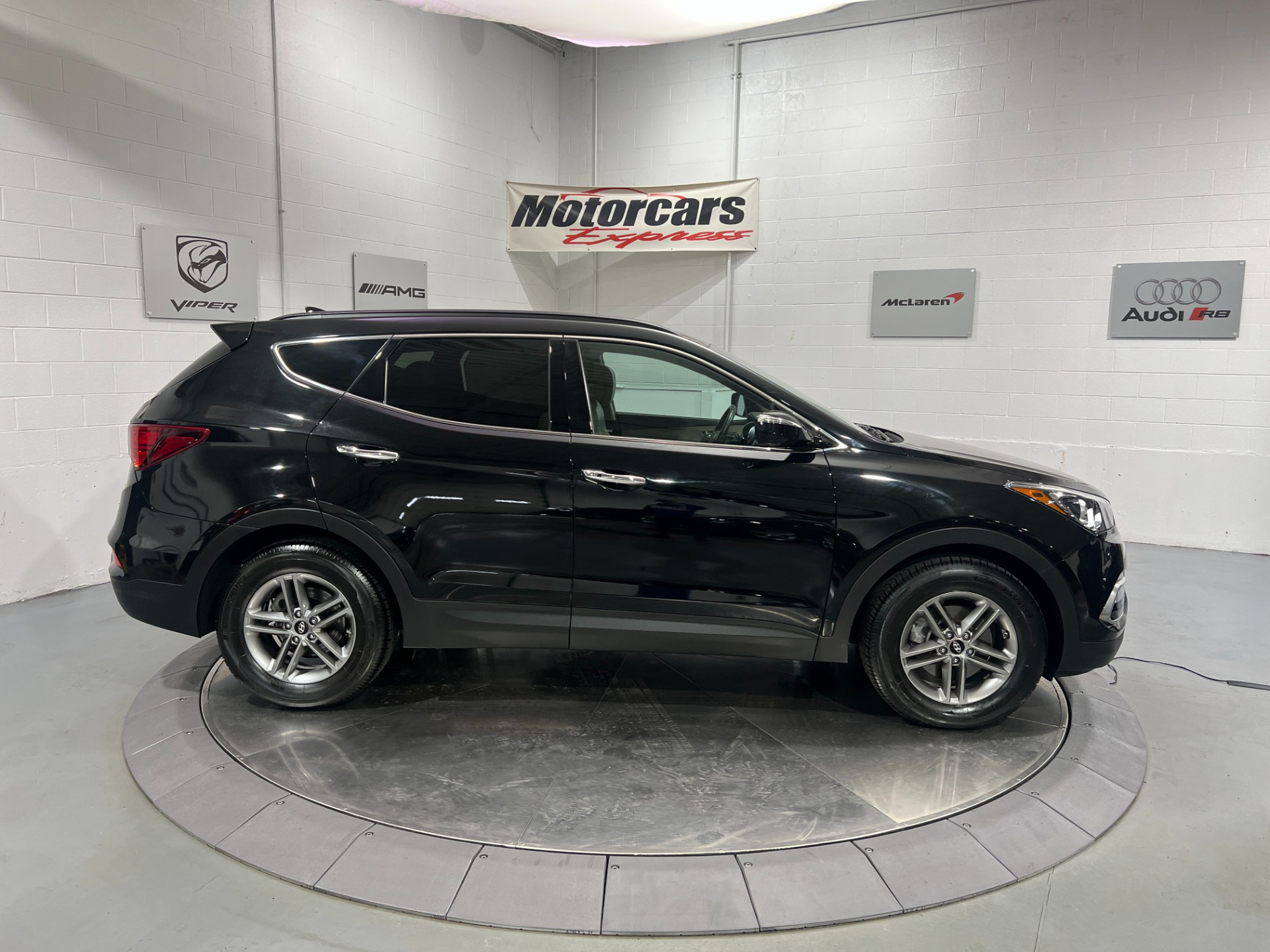 Used-2017-Hyundai-SANTA-FE-Sport-24L-AWD