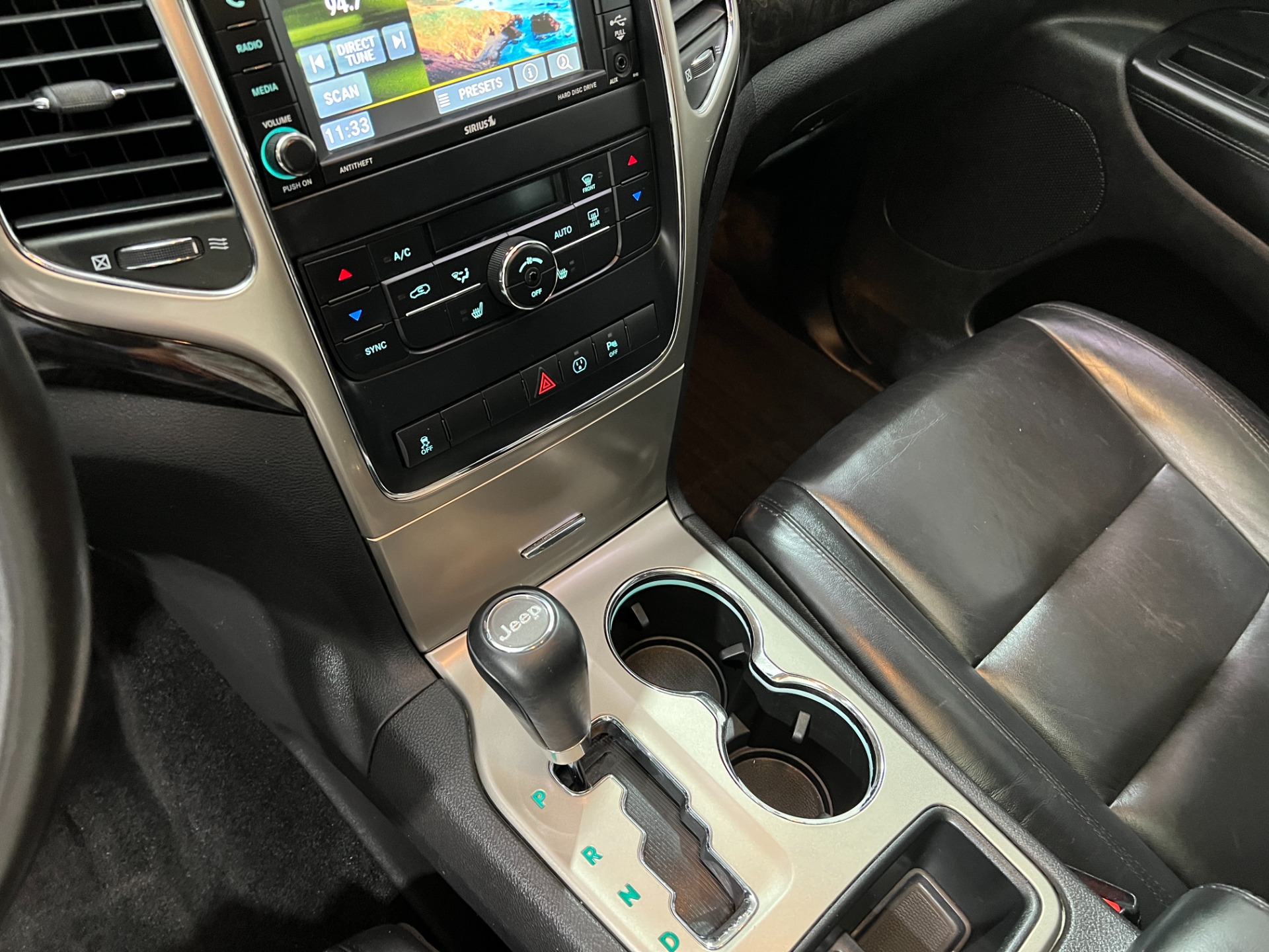 Used-2013-Jeep-Grand-Cherokee-Laredo-4X4