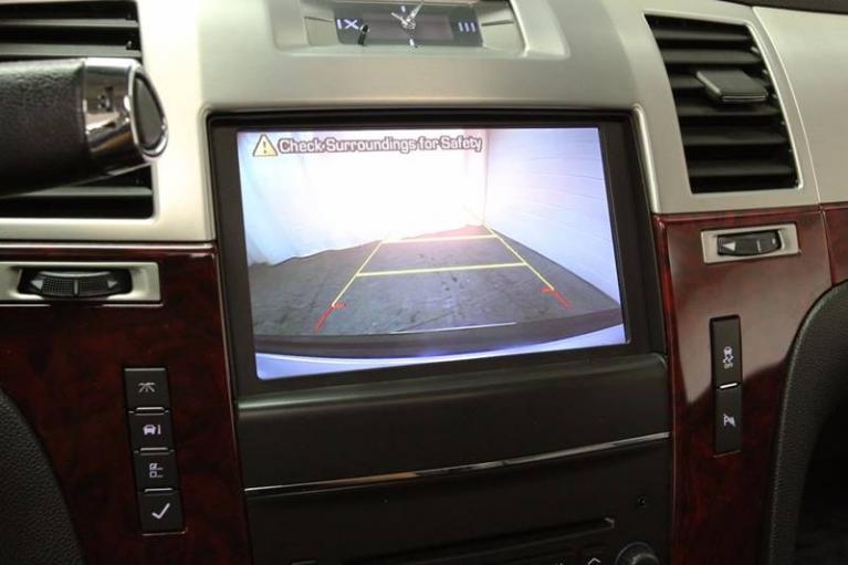 Used-2014-Cadillac-Escalade-Luxury-AWD-4dr-SUV
