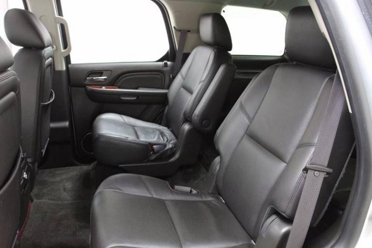 Used-2014-Cadillac-Escalade-Luxury-AWD-4dr-SUV