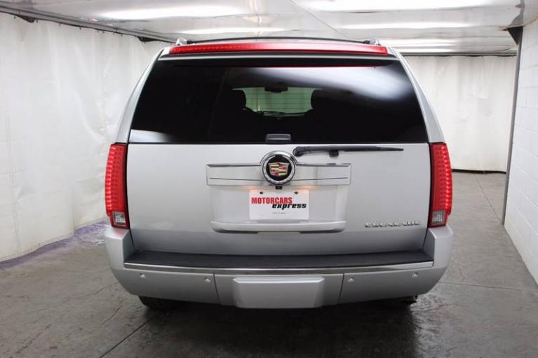 Used-2014-Cadillac-Escalade-Luxury-AWD-4dr-SUV
