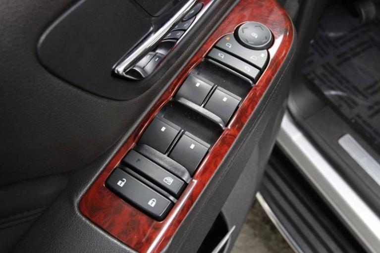 Used-2014-Cadillac-Escalade-Luxury-AWD-4dr-SUV