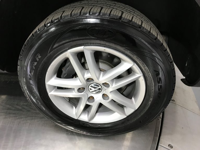 Used-2008-Volkswagen-Touareg-2-VR6-FSI