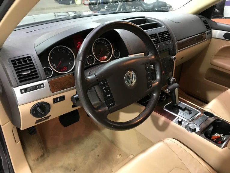 Used-2008-Volkswagen-Touareg-2-VR6-FSI