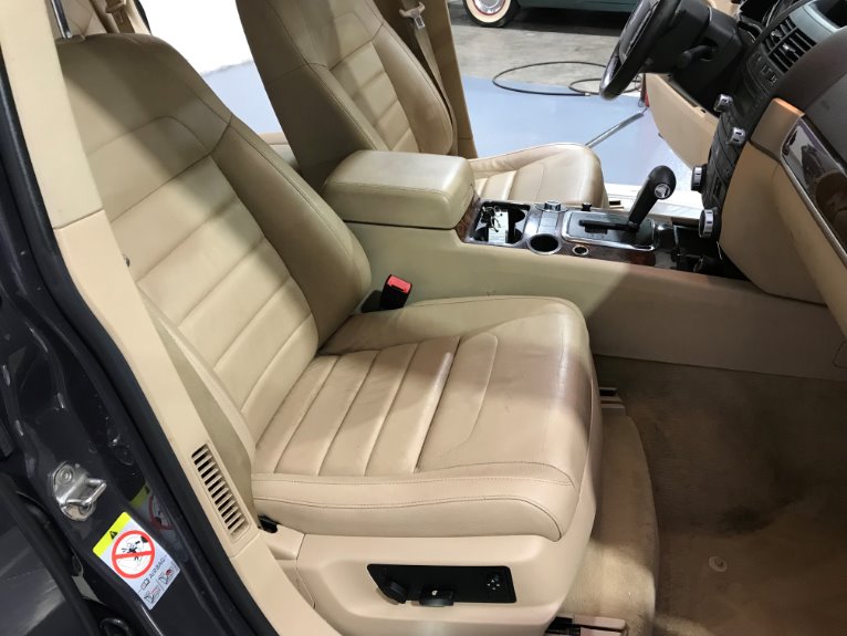 Used-2008-Volkswagen-Touareg-2-VR6-FSI