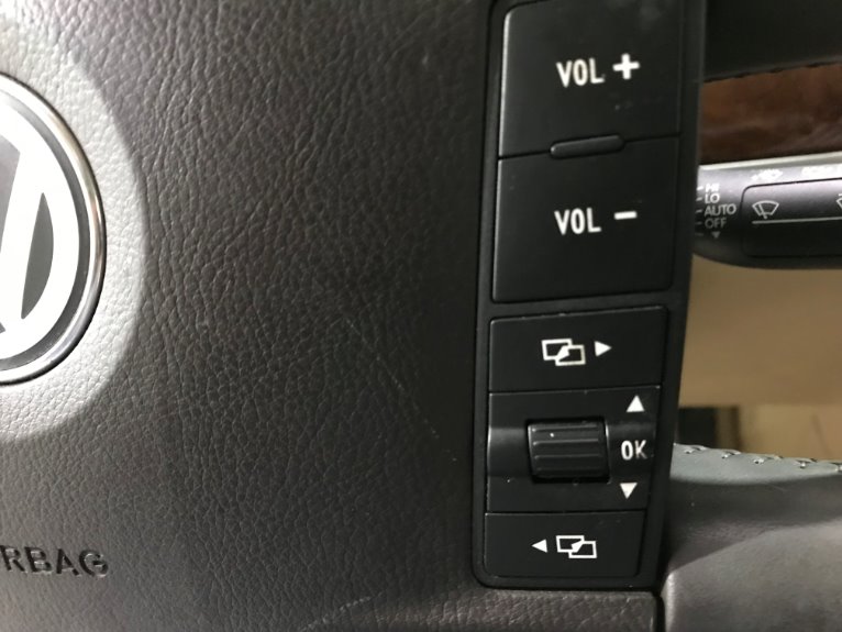Used-2008-Volkswagen-Touareg-2-VR6-FSI