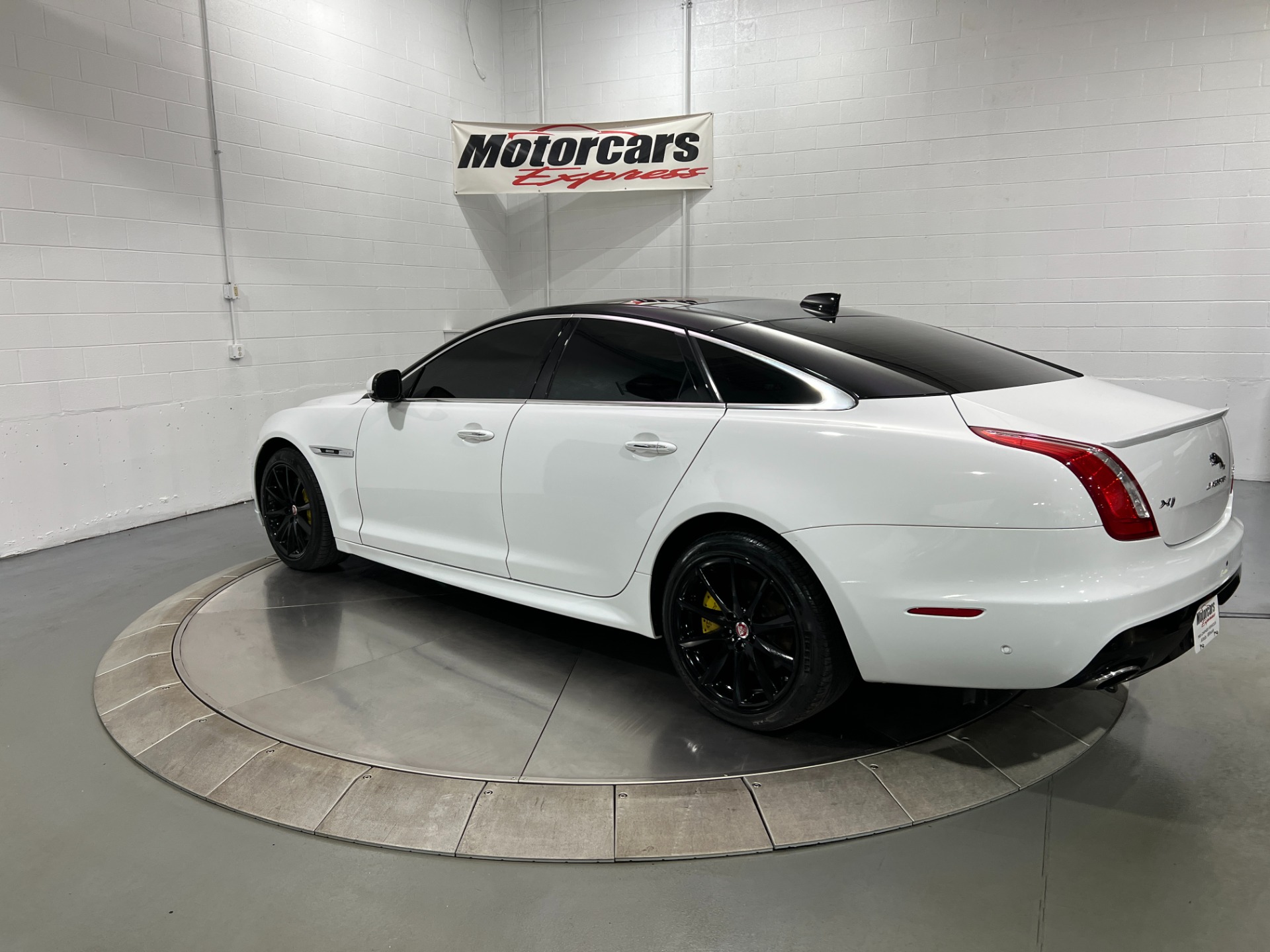 Used-2016-Jaguar-XJ-R-Sport-AWD