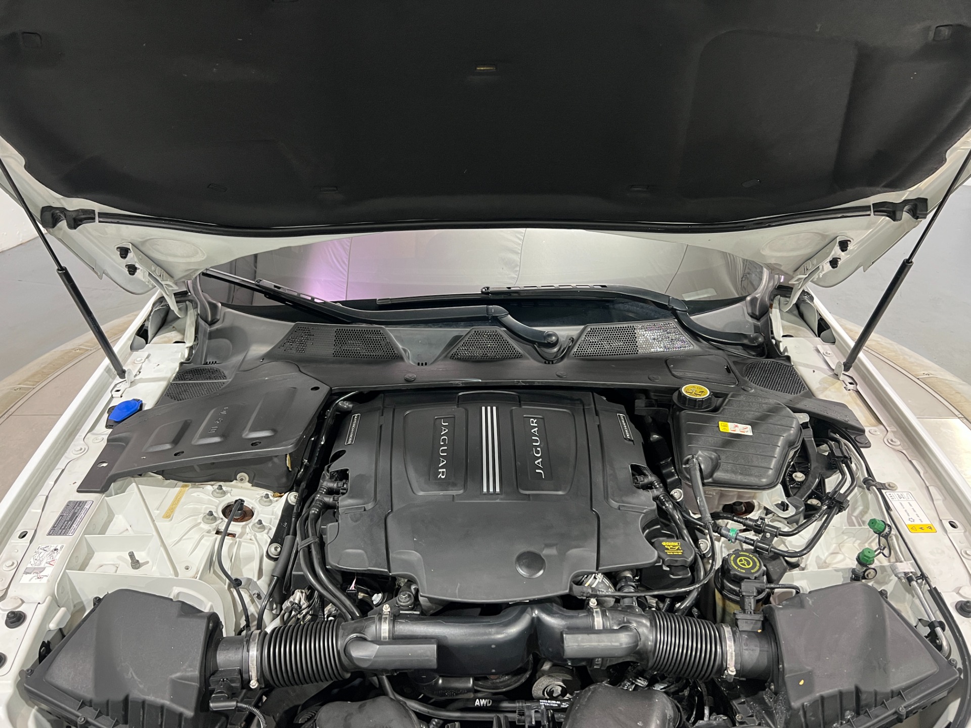 Used-2016-Jaguar-XJ-R-Sport-AWD