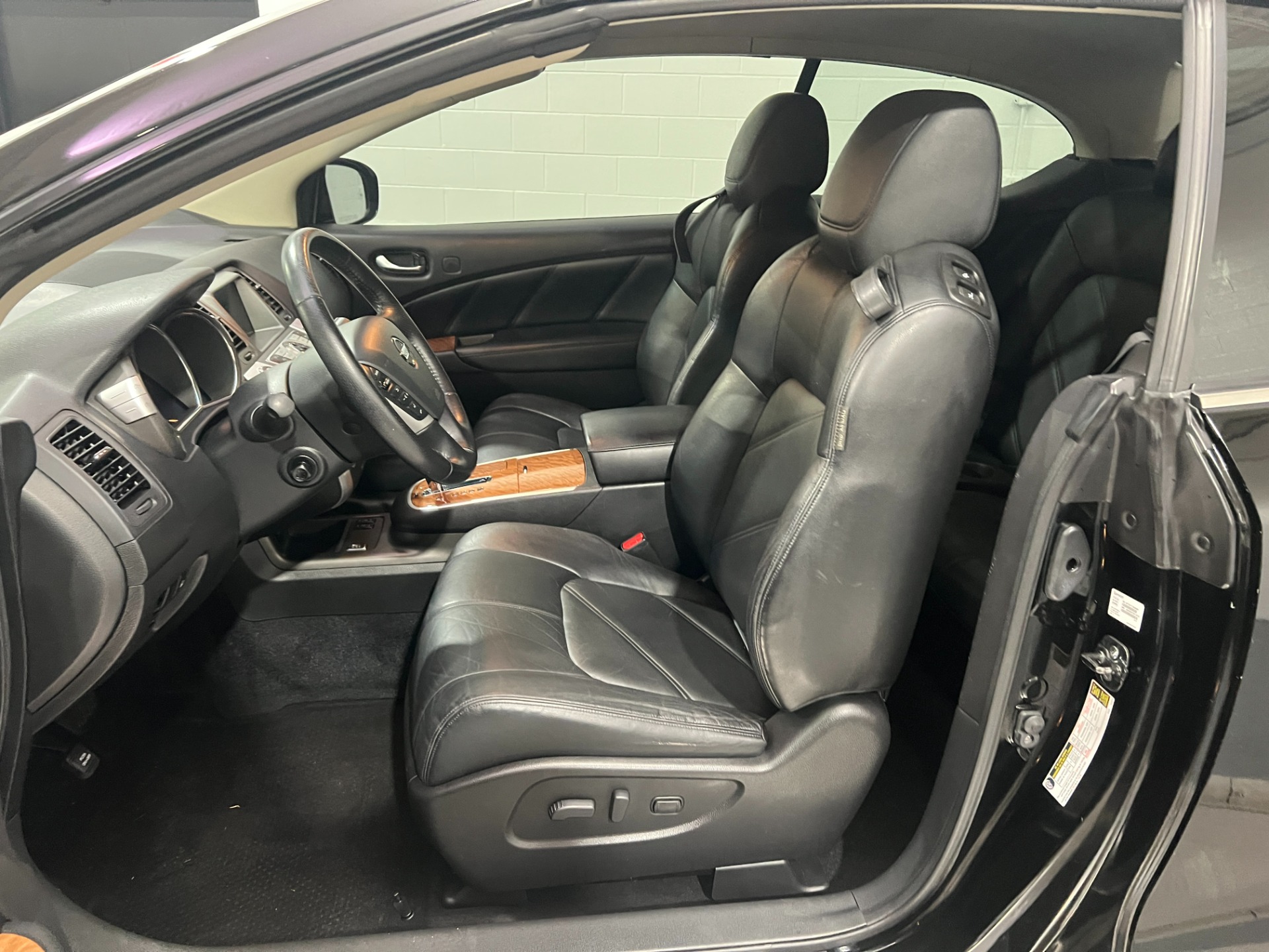 Used-2011-Nissan-Murano-CrossCabriolet-AWD