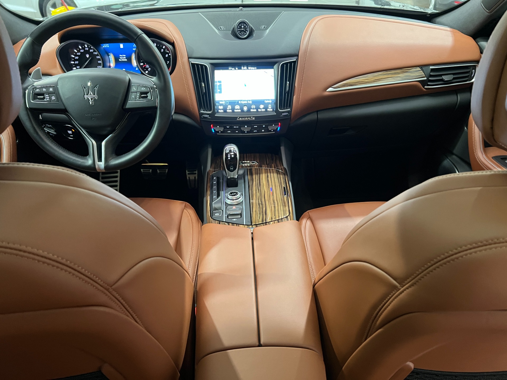 Used-2018-Maserati-Levante-GranLusso-AWD