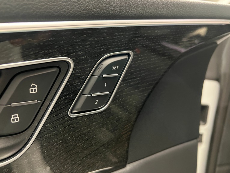 Used-2021-Audi-Q8-30T-quattro-Premium-Plus-S-Line