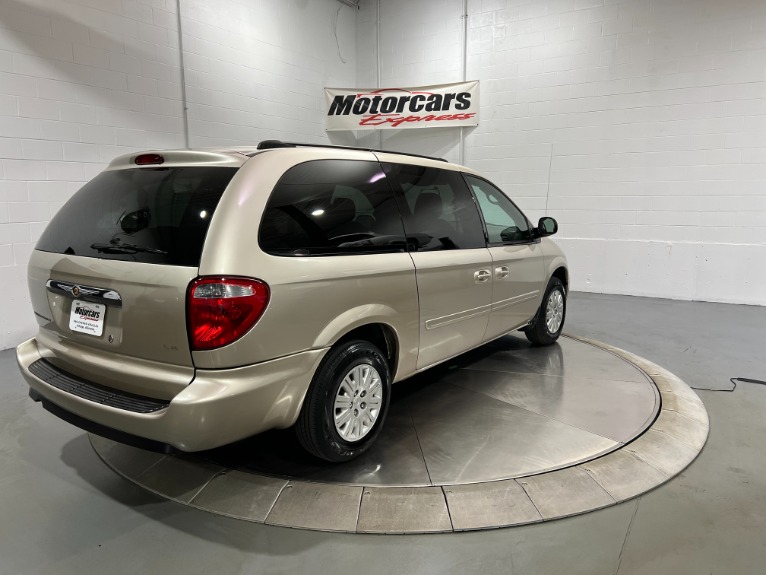 Used-2005-Chrysler-Town-and-Country-LX-FWD