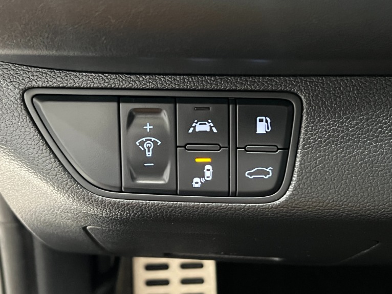 Used-2019-Genesis-G70-33T-Advanced-AWD